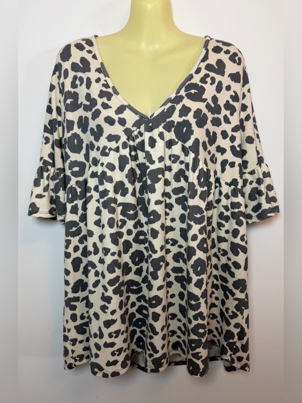 Cream n Sugar Grey and Cream Leopard V-Neck Mini Dress